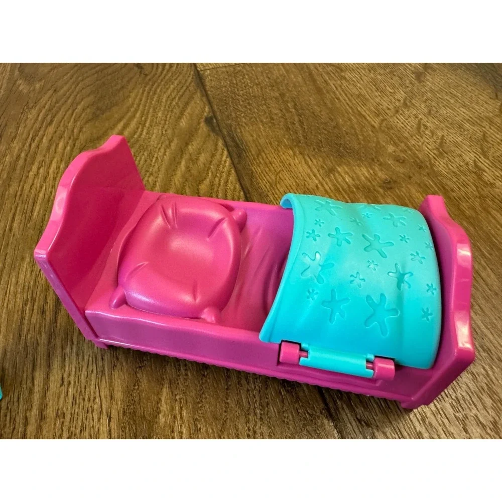 VTech Flipsies Sandy's House Ocean Cruiser Replacement Furniture Part Bed Closet